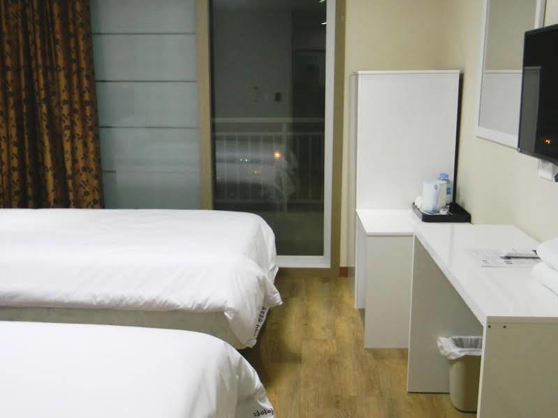 Sims Hotel Czedżu Zewnętrze zdjęcie