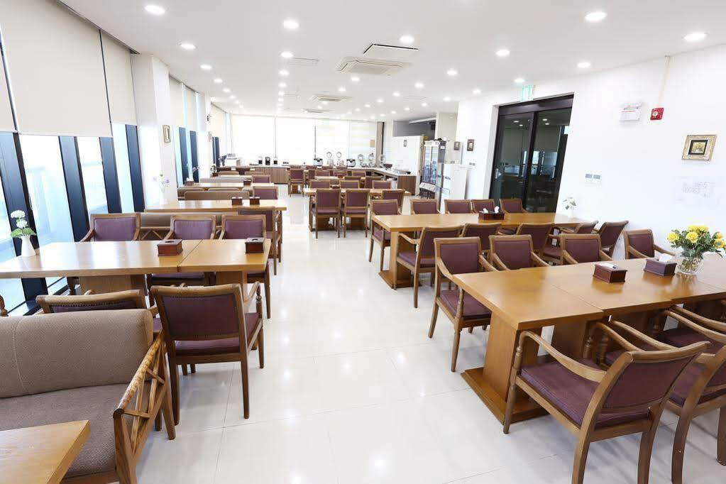 Sims Hotel Czedżu Zewnętrze zdjęcie