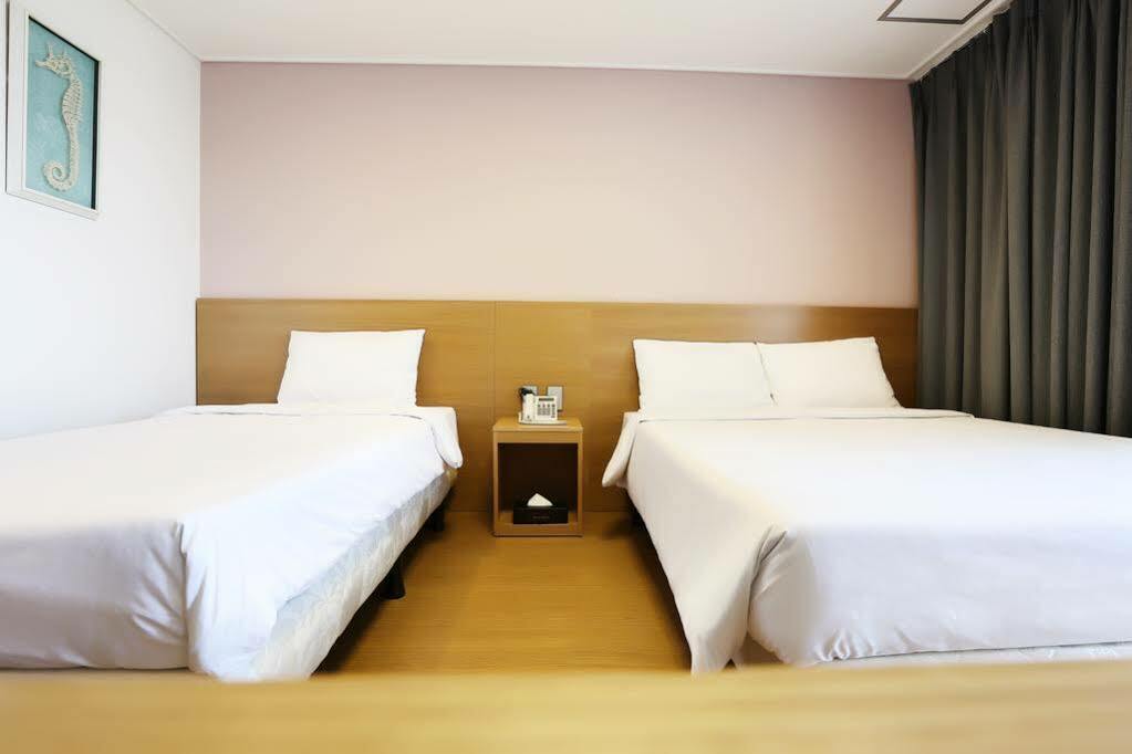 Sims Hotel Czedżu Zewnętrze zdjęcie